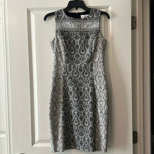 Belle by BADGLEY MISCHKA Sz 2 Patterned Sheath Dress Black Ivory snakeskin print